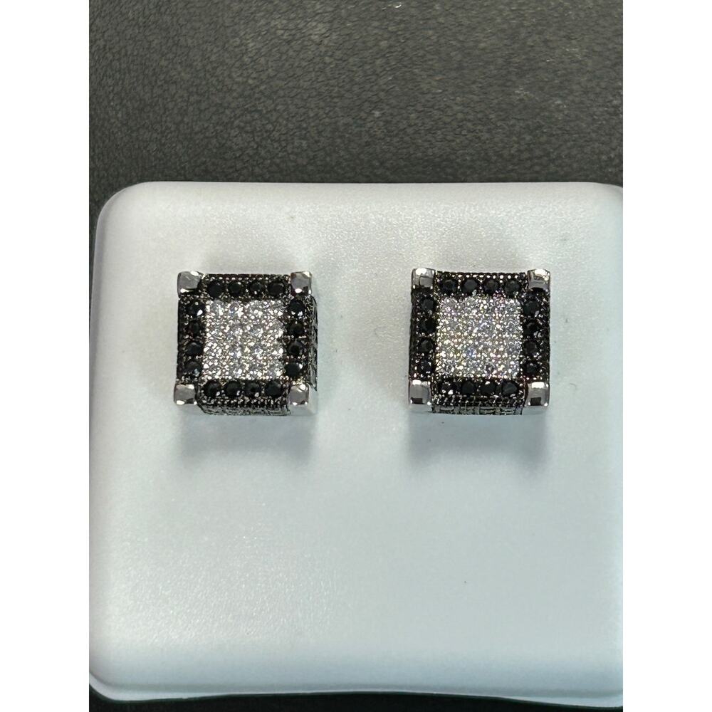MOISSANITE earrings with Rhodium plating- screwbacks,Mens, hip hop square kite